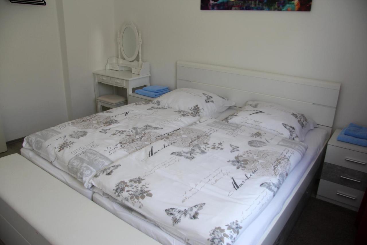 Geraeumige 4 Zimmer Wohnung An Den Kaiserthermen Trier Dış mekan fotoğraf